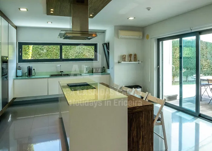 Villa Aqua By Acasadascasas *